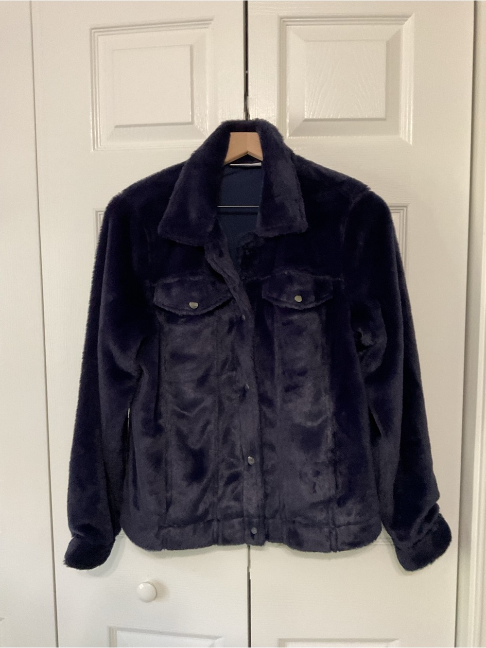 Kim Gravel Plush Faux-Fur Women's Jacket in Twilight Blue